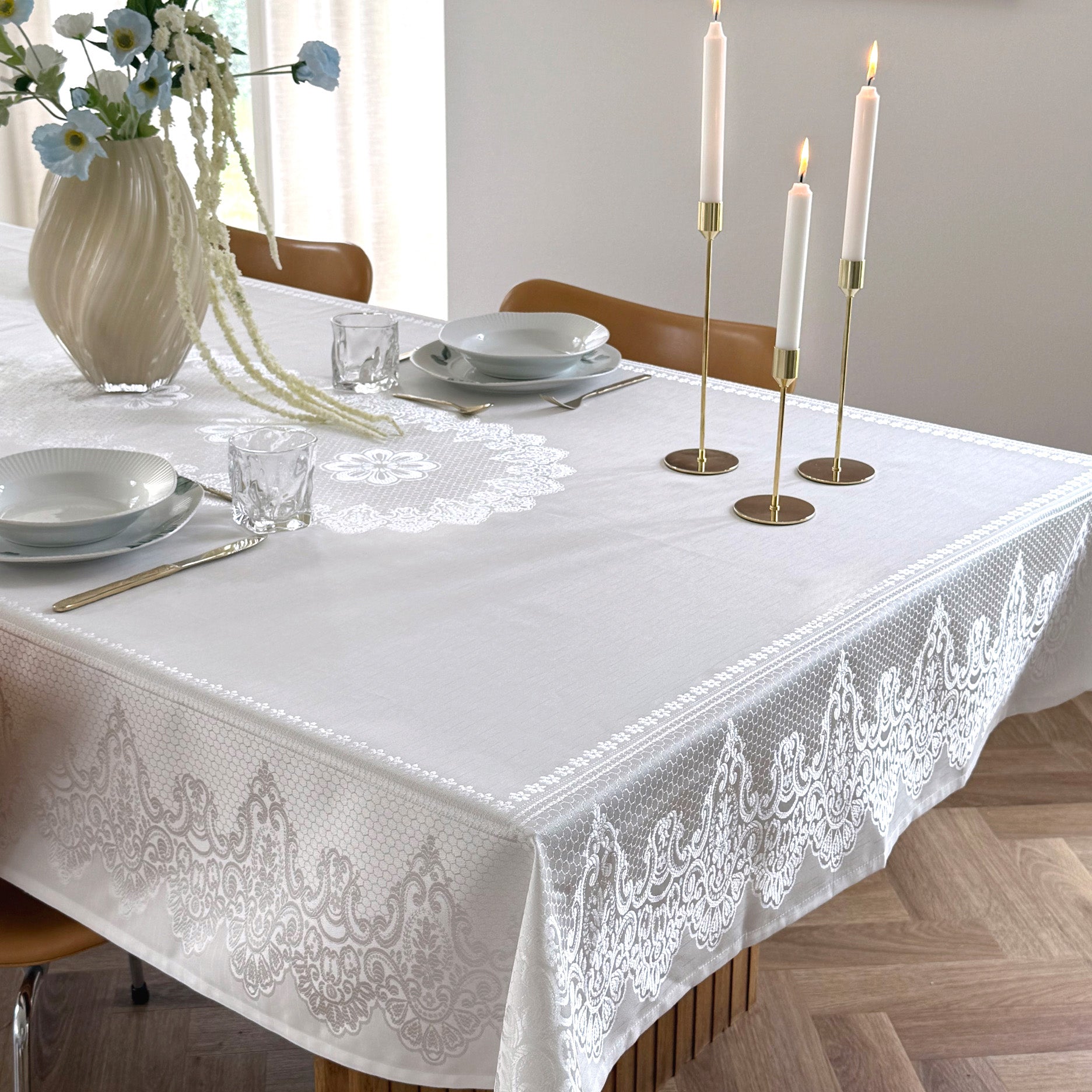 Spitzen-Tischdecke 150 x 270